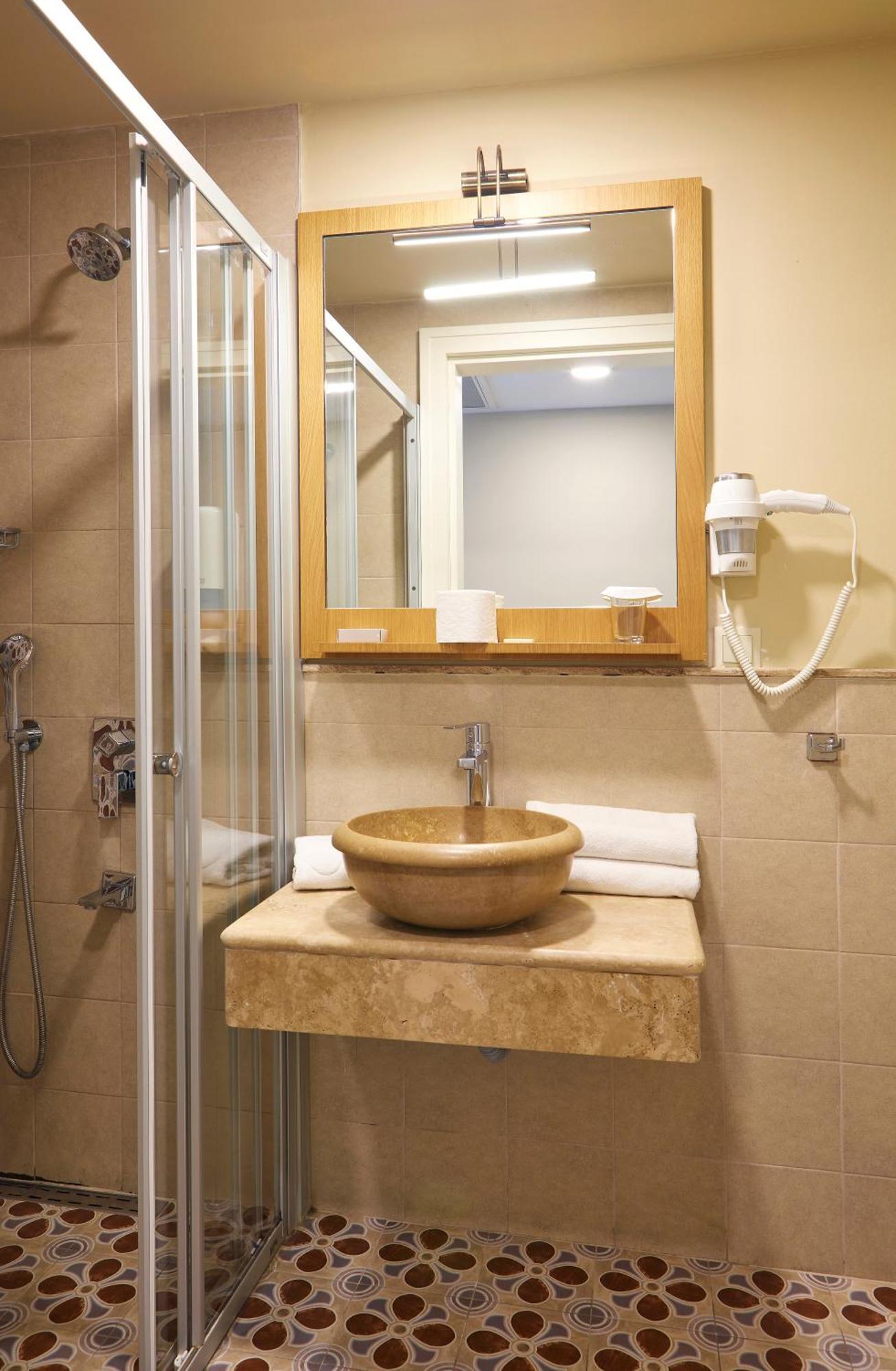 Meydani Butik Hotel İmroz Екстериор снимка